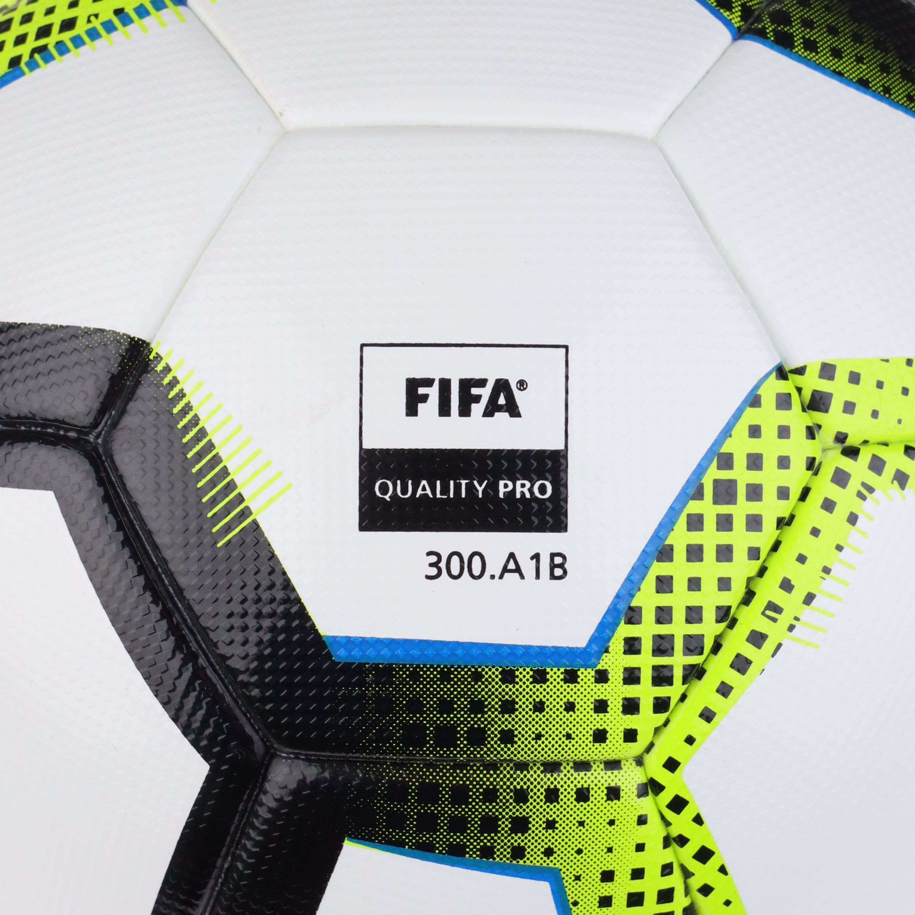 Plasma Pro FIFA Pro Soccer Ball Capelli Sport